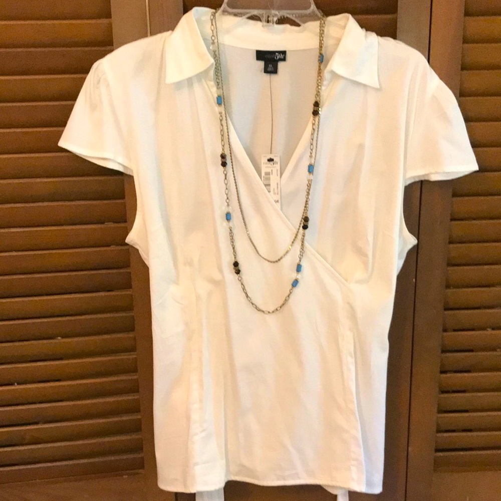 | NWT East 5th Crossover White Blouse - XL